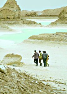 اخلاق فردی، قربانی رستگاری جمعی